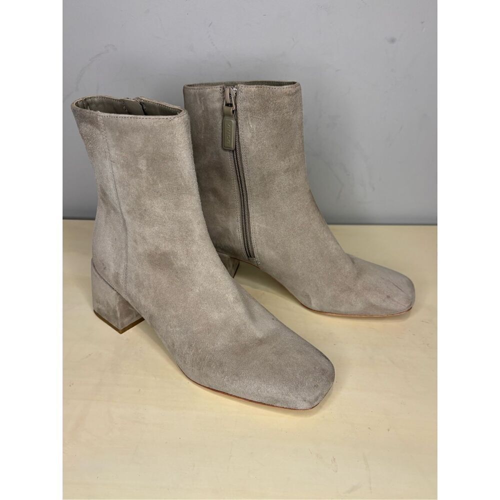 Vince Women's Kaye Suede Square‎ Toe Block Heeled Bootie Grey Size 6